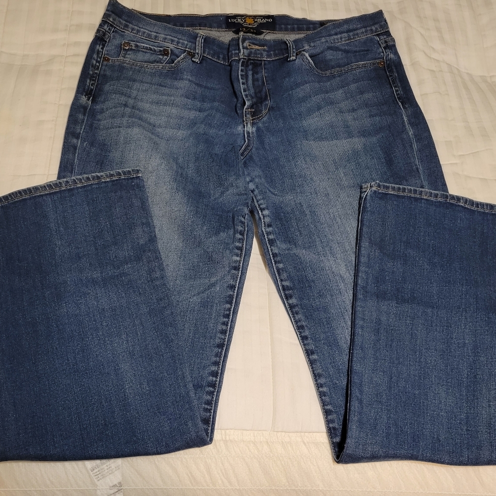 Women's Lucky Brand jeans